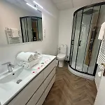 Du Cloitre 1er Apartamento *