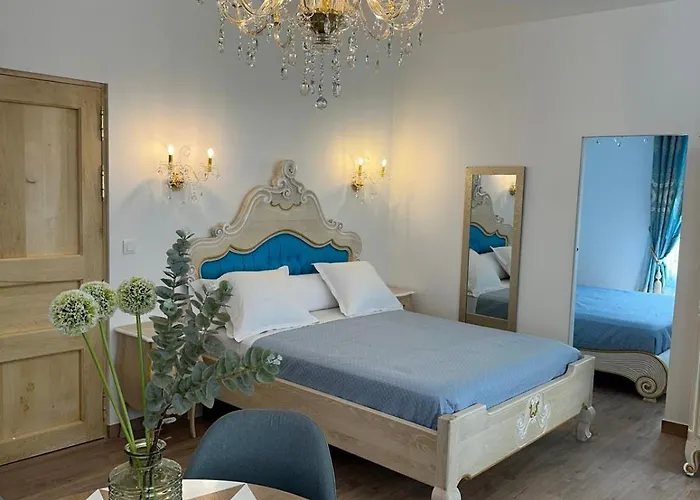 公寓 Du Cloitre 1er